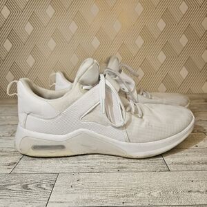 Nike Air Max Bella TR 5 Triple White Training Shoes DD9285-100 Women's Size 10